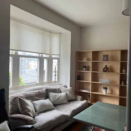 Blue Door Canal House *