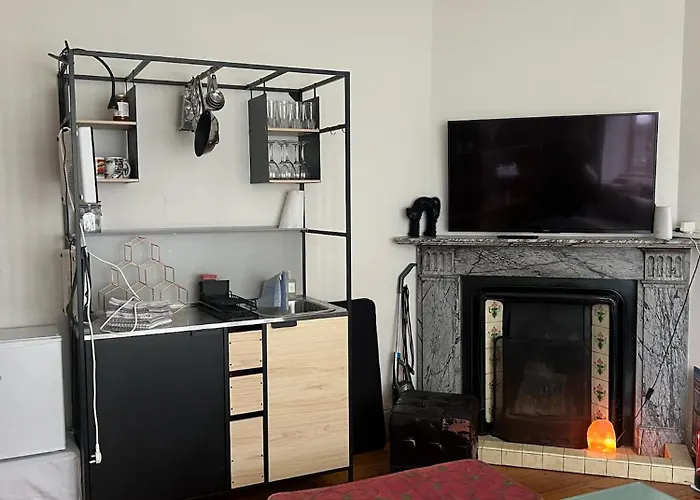 Blue Door Canal House גלוואיי